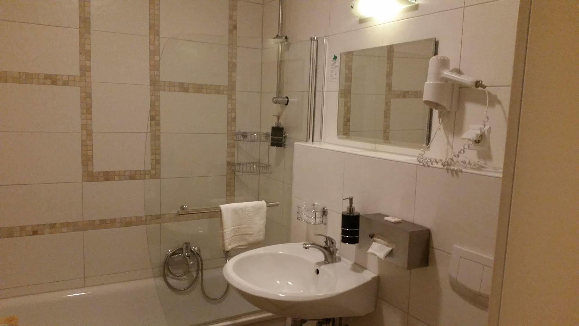 Cityhotel Ahlen Garni Luaran gambar